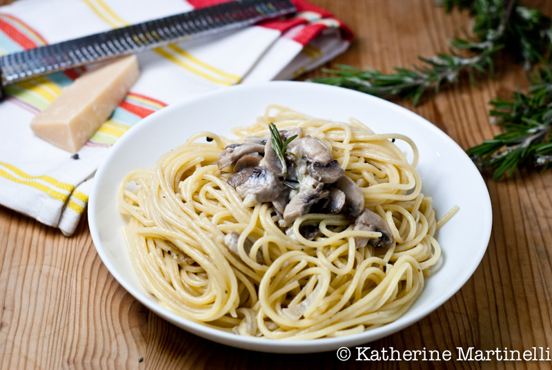 Spaghetti-Mushroom-Cream-Sauce-19.jpg