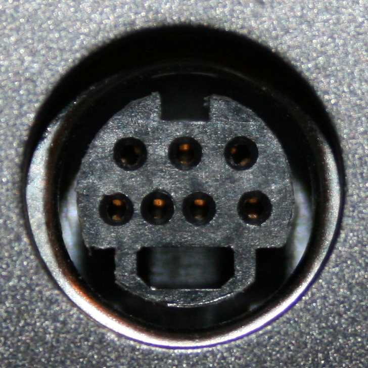 S-Video_7-pin_quasi-DIN_connector.JPG