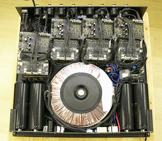 A1400-8Inside.jpg