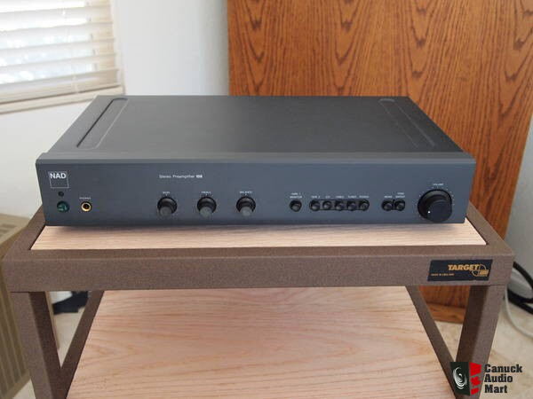 272425-nad_106_preamp_xlr_rca.jpg